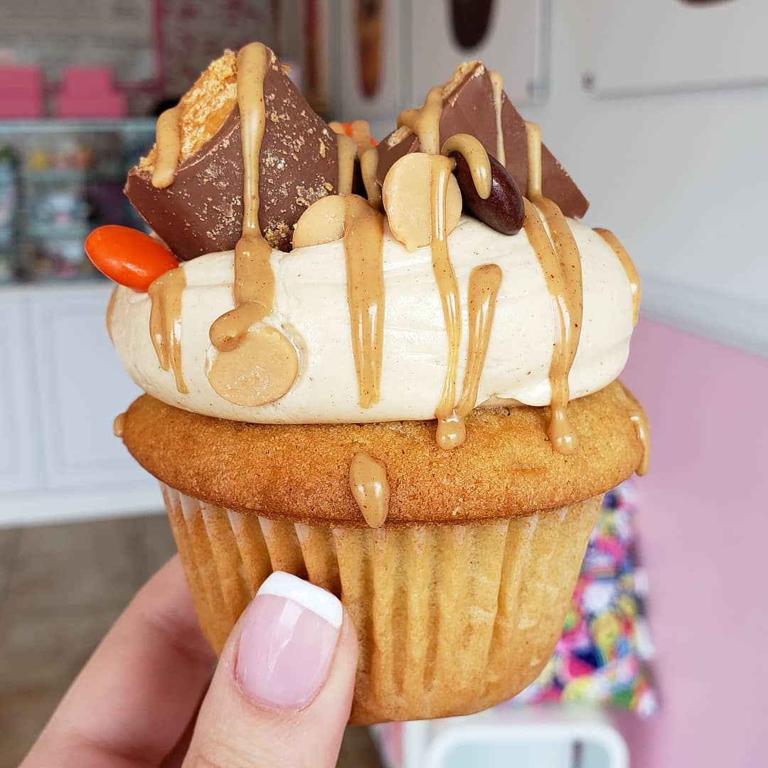 Peanut Butter Butterfinger Cupcake Recipe